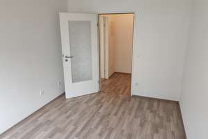 Zentral gelegene 3-Zimmer-Wohnung inkl. Einbauküche am Tivoli,  Nähe Hauptbahnhof – Rüppurrer Str. 106, 76137 Südstadt, Karlsruhe – Vorschaubild 14