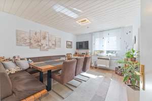 3-Zimmer-Wohnung mit Balkon, Gartenanteil und Stellplatz in Stuttgart-Kaltental – frei ab 01.07.2026 – Schliffkopfstr. 12, 70569 Kaltental, Stuttgart – Vorschaubild 9