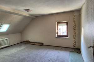 Großzügiges Einfamilienhaus in Kattenes mit Balkon, Garagen & Potenzial – Oberdorfstraße 15, 56332 Löf – Vorschaubild 19