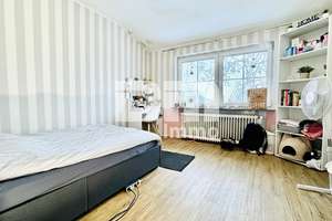 Umfangreich saniertes EFH inkl. PV-Anlage, Terrasse, Wintergarten und Garage  – Die vollständige Adresse der Immobilie erhältst du vom Anbieter., 34292 Ahnatal – Vorschaubild 13