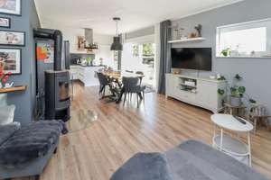 Traumhaftes Familienhaus mit Kamin, Designküche & großem Garten – Die vollständige Adresse der Immobilie erhältst du vom Anbieter., 39279 Hobeck – Vorschaubild 11