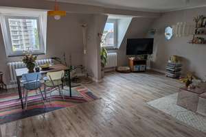 Nachmieter gesucht: 3 Zimmer mit EBK & Blick auf die Agneskirche (leider nicht WG-tauglich)