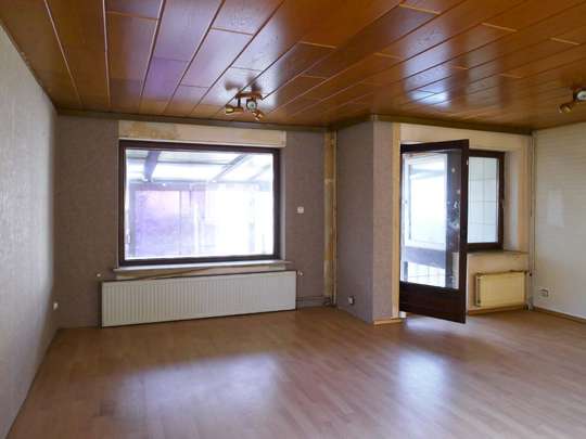Sanierungsbedürftiges Haus nahe der Fritz-Erler-Allee - Bild 8