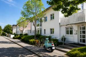 Sanierungsbedürftige 2-Zimmer-Maisonette mit Südterrasse, Garten & Hobbyraum in München-Waldperlach – Die vollständige Adresse der Immobilie erhältst du vom Anbieter., 81739 Waldperlach, München – Vorschaubild 2
