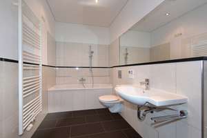 Property thumbnail 9