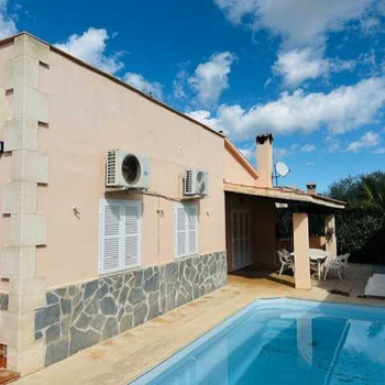 Chalet mit Pool in Sa Coma, Mallorca