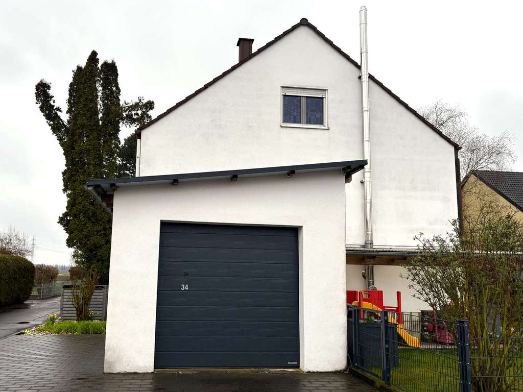 Immobilie in Holzheim - Doppelhaushälfte mit Garten und Terasse - Bild 2