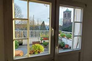 Helle 4,5-Zimmer-Maisonette-Wohnung mit Dachterrasse. Zentrale und ruhige Lage in Altenessen Süd