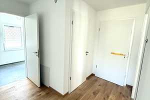 Exklusive 3-Zimmer-Wohnung mit gehobener Innenausstattung mit EBK und Terrasse in Köln Rondorf – Im Rabengrund 25, 50997 Rondorf, Köln – Vorschaubild 14
