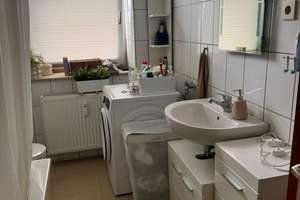 ***gepflegte 3 ZKB-Wohnung mit Balkon und Einbauküche, gegenüber Wittelsbacher Park*** – Gögginger Straße 9 1/2, 86159 Antonsviertel, Augsburg – Vorschaubild 11