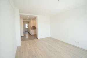 Helle exklusive teilmöblierte Traumwohnung in Nähe Lorettostraße – Benzenbergstraße 15, 40219 Unterbilk, Düsseldorf – Vorschaubild 2