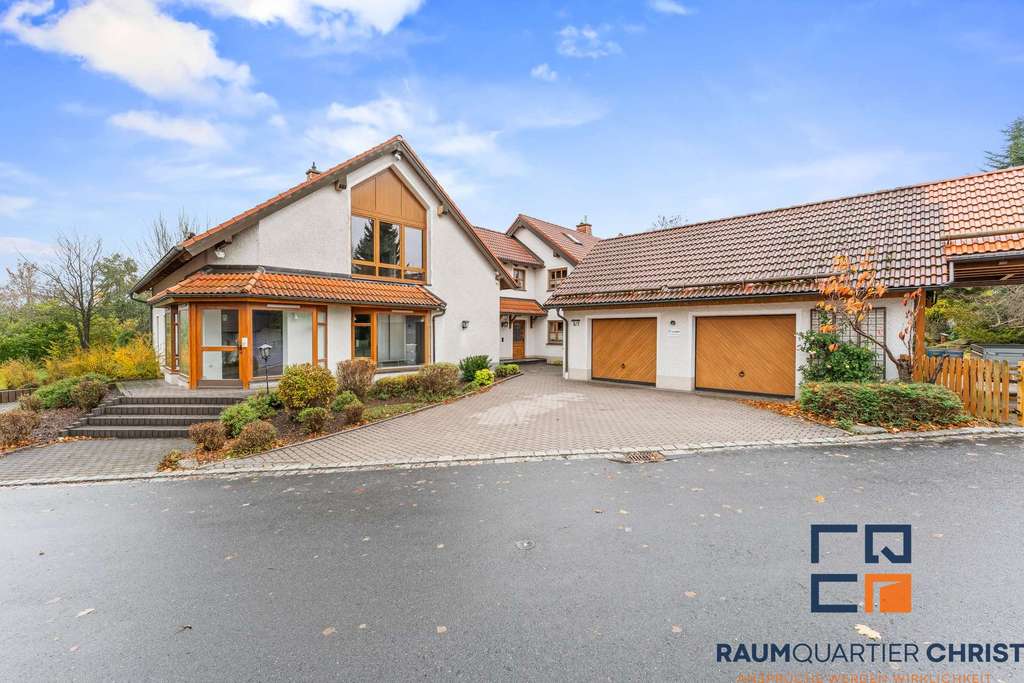 Immobilie in Waldershof - Wohn- und Geschäftshaus mit vielseitigen Nutzungsmöglichkeiten im Mischgebiet - Bild 1