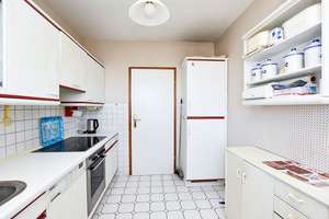 Charmante 3-Zimmer-Wohnung im 14. Obergeschoss mit schönem Weitblick über die Hansestadt Lübeck! – Die vollständige Adresse der Immobilie erhältst du vom Anbieter., 23560 Moisling, Lübeck – Vorschaubild 9