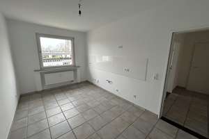 Bezugsfertige helle Wohnung mit zwei Balkonen – Am Wehrhahn 30, 40211 Stadtmitte, Düsseldorf – Vorschaubild 4