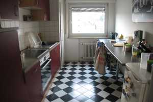 HELLE 2-ZIMMERWOHNUNG MIT TAGESLICHTBAD (ideal als WG) NÄHE MESSPLATZ – Habermehlstraße 76, 75172 Pforzheim – Vorschaubild 2