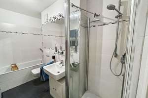 Gut saniert und ausgestattet ! Schöne vermietete 2-Zimmer-Wohnung in guter Lage von Dresden-Löbtau – Die vollständige Adresse der Immobilie erhältst du vom Anbieter., 1159 Löbtau-Nord, Dresden – Vorschaubild 6