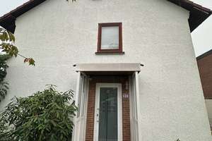 Großzügiges Einfamilienhaus mit Wintergarten, großem Garten & Garage – direkt am Aaper Wald. – Die vollständige Adresse der Immobilie erhältst du vom Anbieter., 40472 Rath, Düsseldorf – Vorschaubild 2