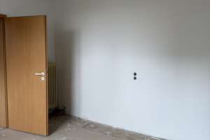 Helle 4-Zimmer-DG-Wohnung – teilw. frisch renoviert, neue Sanitärausstattung – Die vollständige Adresse der Immobilie erhältst du vom Anbieter., 47137 Mittelmeiderich, Duisburg – Vorschaubild 16