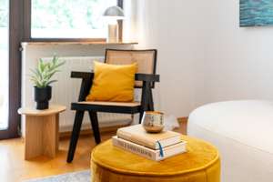 Lichtdurchflutete 2-Zimmer-Wohnung mit Südbalkon, traumhaftem Blick ins Grüne, Aufzug und Tiefgarage – Stiftsbogen 81 a, 81375 Neuhadern, München – Vorschaubild 3
