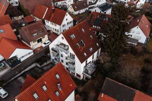 Wohnen über zwei Ebenen: Galerie, Südbalkon, 4 Zimmer | 2 Bäder | 2 Stellplätze | Energieeffizienz C – Die vollständige Adresse der Immobilie erhältst du vom Anbieter., 75397 Simmozheim – Vorschaubild 22