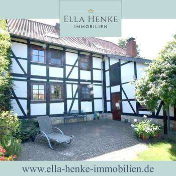 Resthof zum Verlieben! Wunderschönes Fachwerkhaus mit großem Garten + Scheune...