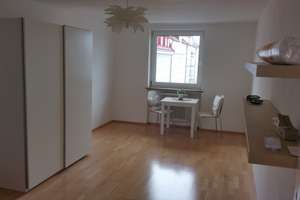 Möblierte 1 Zimmer Wohnung in Schwabing beim Nordbad mit sep. Küche – Schleißheimer Str. 126, 80333 Neuschwabing, München – Vorschaubild 5