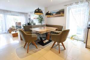 STILVOLLES EINFAMILIENHAUS
MIT EINLIEGERWOHNUNG UND GARTEN – Die vollständige Adresse der Immobilie erhältst du vom Anbieter., 72124 Pliezhausen – Vorschaubild 4