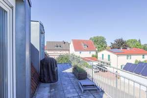 Zweifacher Balkon, viel Licht, viel Platz: Attraktive 3-Zimmer-Dachgeschosswohnung – Die vollständige Adresse der Immobilie erhältst du vom Anbieter., 85055 Nordost, Ingolstadt – Vorschaubild 6