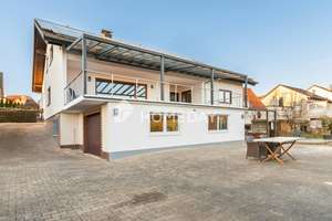 Modernisiertes Dreifamilienhaus mit 358 m², 16,5 kWp PV & traumhafter Süd-Terrasse mit Fernblick – Die vollständige Adresse der Immobilie erhältst du vom Anbieter., 36148 Kalbach – Vorschaubild 6