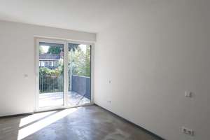 HN-Ost: Moderne 3-Zi.-Wohnung mit 2 Balkonen im 1. OG, Einbauküche u. Außenstellplatz – 74076 Heilbronn, Heilbronn – Vorschaubild 2