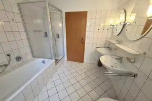 Charmanter Bungalow in ruhiger Siedlungslage. Bezugsfrei ! – Ammerland (Kreis) – Vorschaubild 15