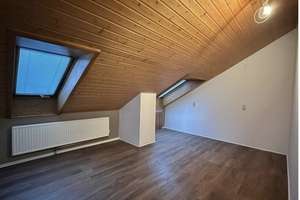 Zentrale WG-Zimmer in Leonberg-Stadtmitte – Top Lage am Park! – Die vollständige Adresse der Immobilie erhältst du vom Anbieter., 71229 Leonberg – Vorschaubild 1