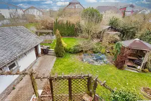 Großzügiges Einfamilienhaus mit schönem Garten und Garage in attraktiver Lage von Bullay – Cochem-Zell (Kreis) – Vorschaubild 30