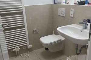 Teilmöbliertes 1 Zimmer Apartment direkt S-Bhf. Rummelsburg ! 30 qm inklusive Internet und Strom! – Hauptstr 81, 10317 Rummelsburg, Berlin – Vorschaubild 6