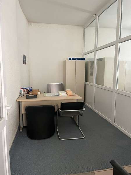 Allianz Büro 6