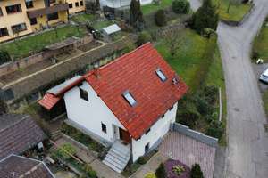 Einfamilienhaus mit 5 Zimmern, großem Garten, Terrasse, Balkon & Garage in ruhiger Lage in Kuhbach – Giesen 12, 77933 Lahr/Schwarzwald – Vorschaubild 3