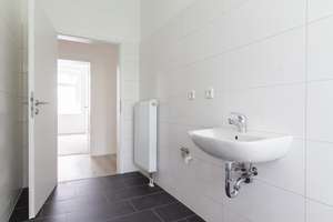*** 1. Monat Kaltmietfrei! - 2 Zimmer - hell - Stadtfeld Ost - Fahrstuhl - Altbau *** – Große Diesdorfer Straße 25, 39108 Stadtfeld Ost, Magdeburg – Vorschaubild 24