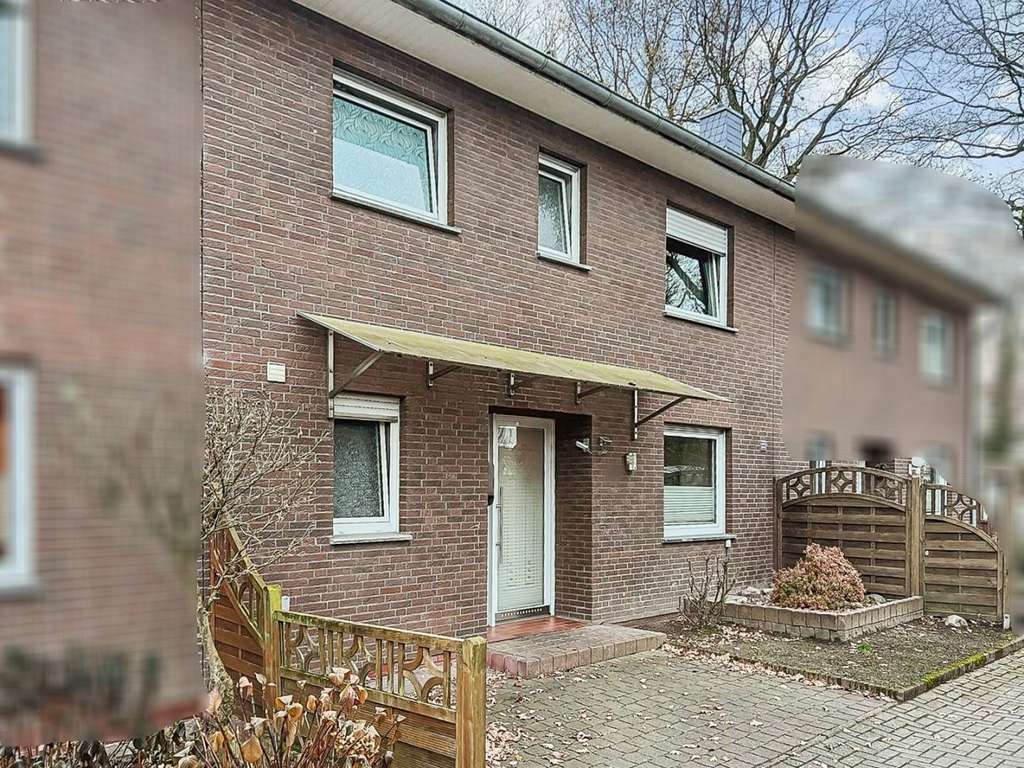 Immobilie in Cloppenburg - Durchdachte Aufteilung - Gut gelegenes und bezugsfreies Reihenmittelhaus in Cloppenburg - Bild 0