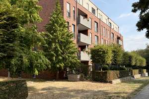 Helle, großzügige 4-Zimmer-Wohnung am Wildpark in Düsseldorf-Gerresheim