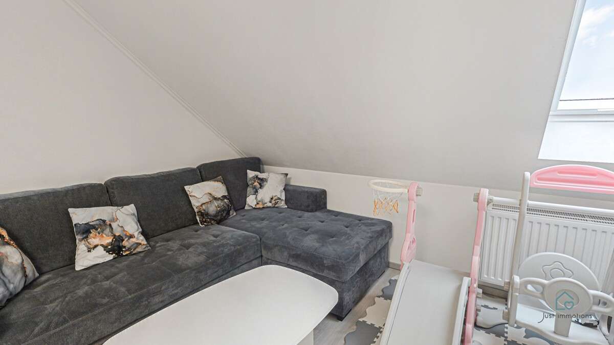 Immobilie in Meitingen - Just Immotions | 3,5-Zimmer-Dachgeschosswohnung mit Stellplatz in Meitingen! - Bild 5