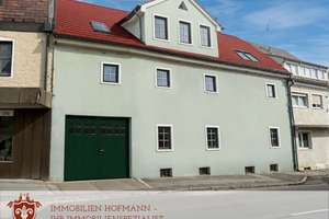 * Ihr neues Investment! Sanierungsbedürftiges Mehrfamilienhaus in toller Lage! – Die vollständige Adresse der Immobilie erhältst du vom Anbieter., 92431 Neunburg vorm Wald – Vorschaubild 1