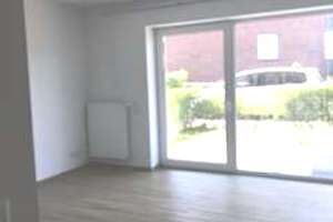 Großzügig geschnittene Erdgeschosswohnung ✿ Hell & modern – August-Hinrichs-Straße 1, 21680 Stade – Vorschaubild 4