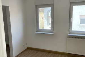 Einfamilienhaus + Garage mit 5 Zimmern in Stuttgart Untertürkheim – Die vollständige Adresse der Immobilie erhältst du vom Anbieter., 70327 Untertürkheim (Ortsteil), Stuttgart – Vorschaubild 4