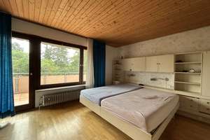 Grosszügiger Einfamilienhaus-Bungalow in ruhiger, grüner Oase in Weinstadt – Die vollständige Adresse der Immobilie erhältst du vom Anbieter., 71384 Weinstadt – Vorschaubild 15
