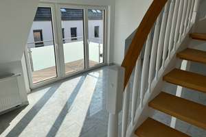 Helle 2,5-Zimmer Galerie-Wohnung mit Balkon und EBK in Nürnberg/Boxdorf für Single oder Paar – Die vollständige Adresse der Immobilie erhältst du vom Anbieter., 90427 Boxdorf, Nürnberg – Vorschaubild 3
