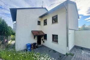 Zweifamilienhaus in Mengerskirchen – Die vollständige Adresse der Immobilie erhältst du vom Anbieter., 35794 Mengerskirchen – Vorschaubild 2