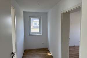 2x Erstbezug | Sonnige 3,5-Zimmer Wohnung | Einbauküche | Balkon | Einzelgarage | KFW55 | ER-Zentrum – Anton-Bruckner-Straße 8, 91052 Röthelheim, Erlangen – Vorschaubild 16