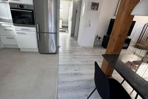 Möblierte 3-Zimmer-Wohnung mit Balkon und kostenlosen Parkplätzen – Bredelaerstraße 39, 40474 Lohausen, Düsseldorf – Vorschaubild 6