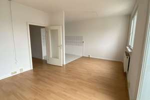 Entspannt leben mit tollen Ausblick vom Südbalkon – Carl-Zeiss-Straße 5, 6122 Nördliche Neustadt, Halle (Saale) – Vorschaubild 1