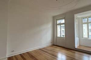 Gepflegte 3-Zimmer-Wohnung mit Balkon im 2. OG in Wiesbaden – Schiersteinerstr. 25, 65187 Rheingauviertel / Hollerborn, Wiesbaden – Vorschaubild 6